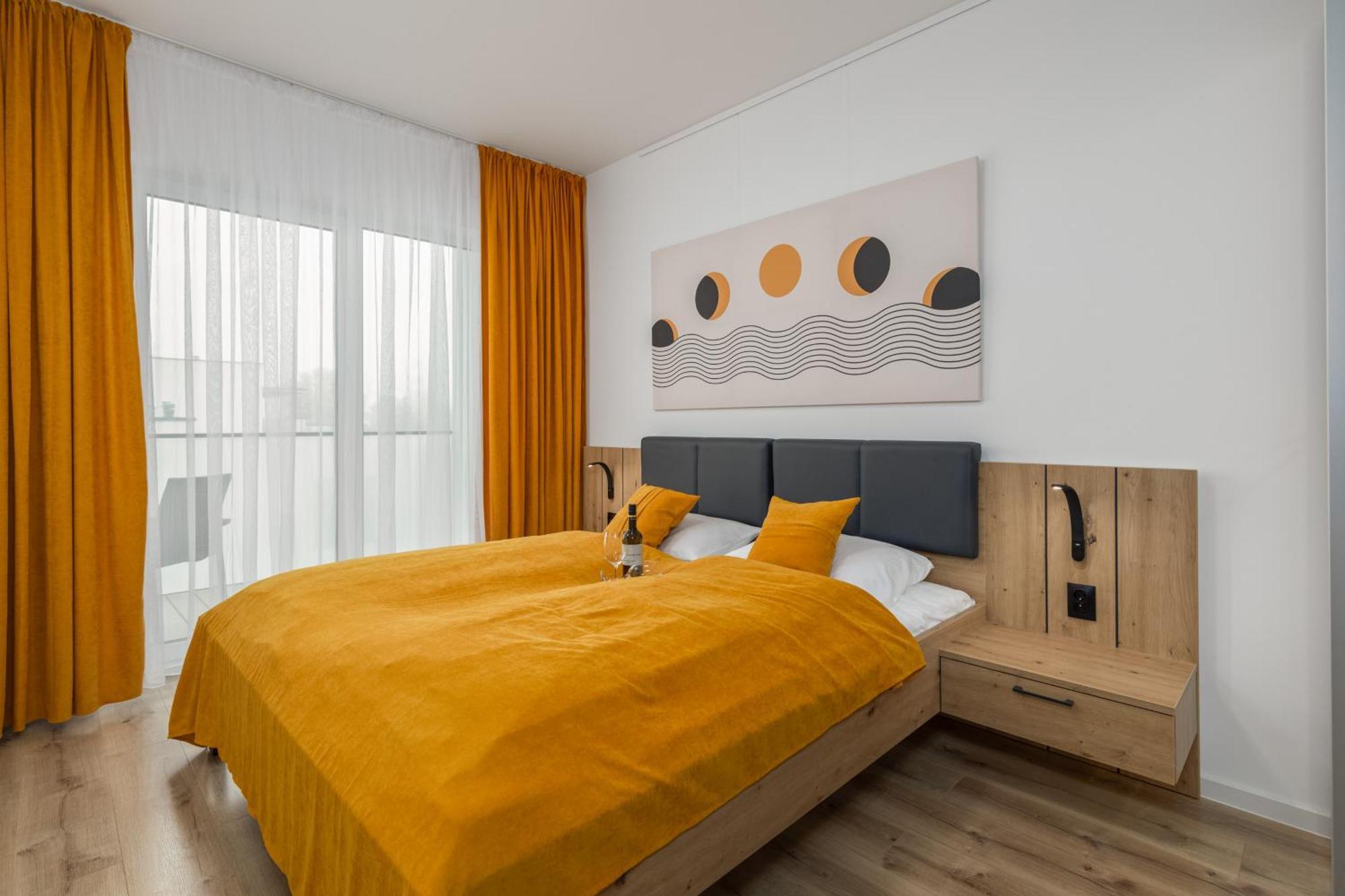 Stela Water Side - Swimming Pool & Sauna By Renters Prestige Apartment